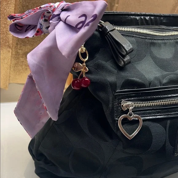 Coach Black Signature Shoulder Bag with Floral Scarf - Picture 3 of 17